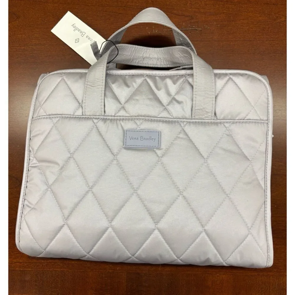 Vera Bradley Hanging Tolletries Organiaer Travel Cosmelle Ban in Lavender Pearl